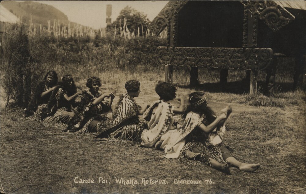 Canoe Poi, Whakarewarewa, Rotorua