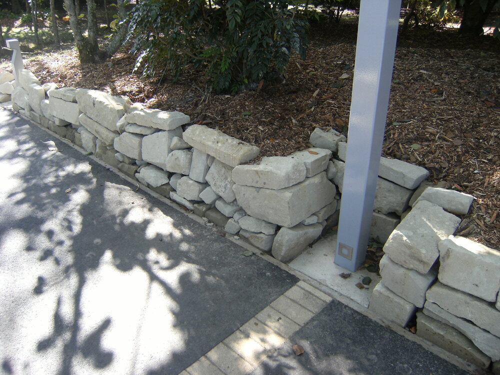 Rock wall landscaping