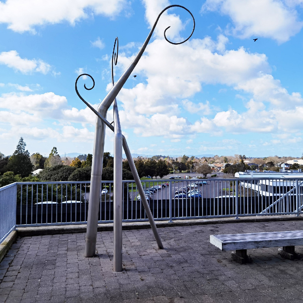 Te Whakatipuranga