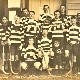 Tāneatua Men's Hockey Team 1912