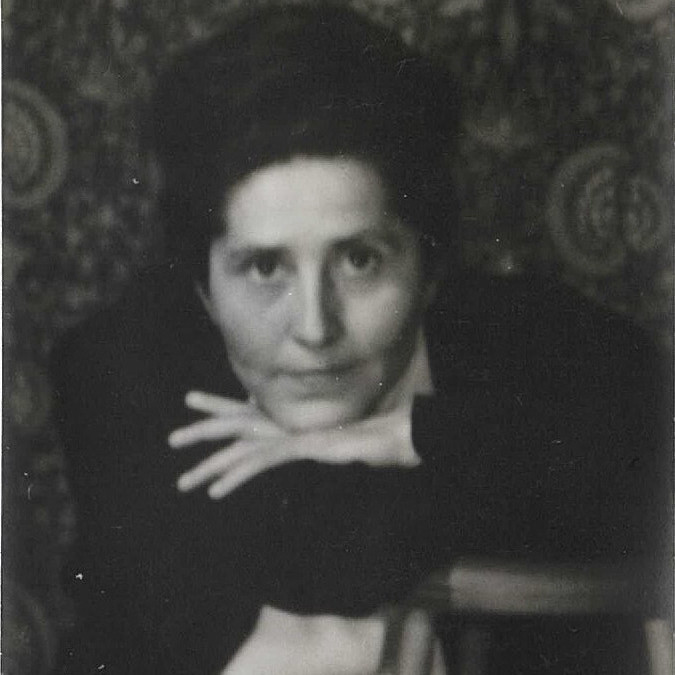 Photographs from Margaret (Peg) Dewes papers