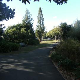 Pathway next to Knighton Road looking toward Gate 2b