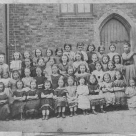 Class photo outside school