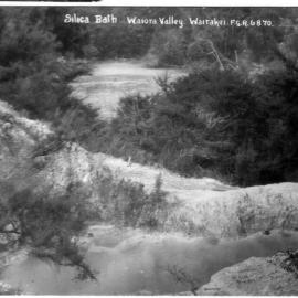 Silica Bath. Waiora Valley Wairakei