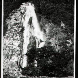 Bowen Falls Milford Sound
