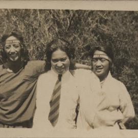 Māori school students